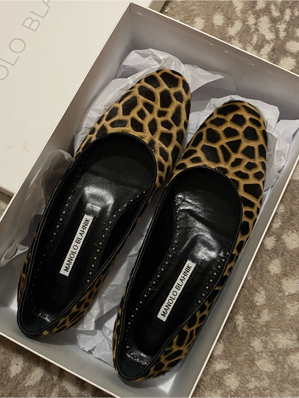 MANOLO BLAHNIK Mapergapla Animal-Print Ballerina Flats